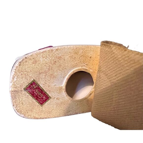 Vibrant Mid Century Bullfighter Figurine
Matador Statue With Sword & Red
Cape - Picture 6 of 12